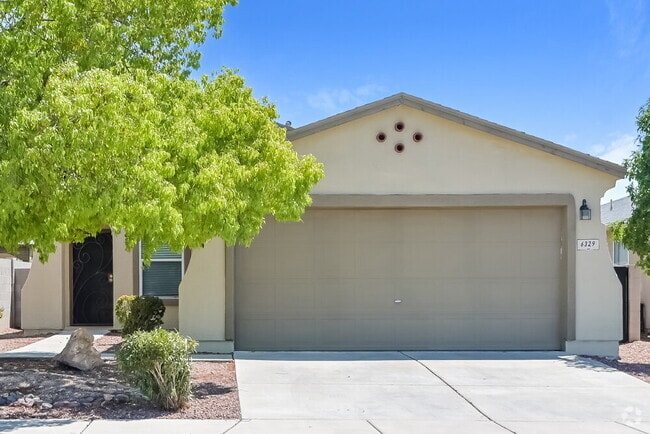 Building Photo - 6329 S Sunrise Valley Dr