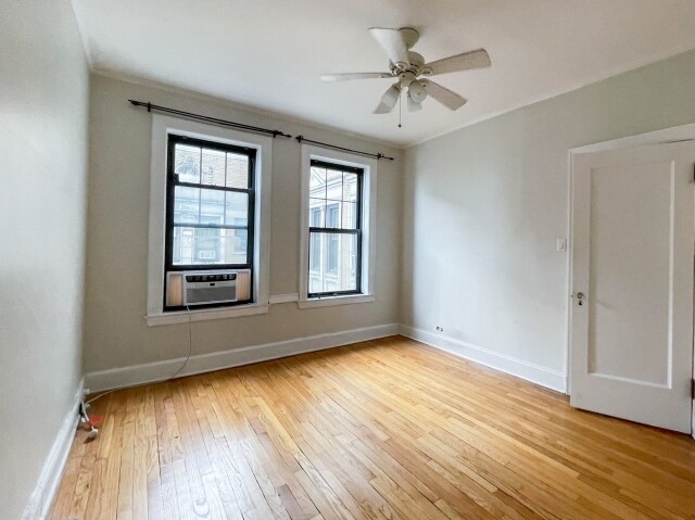 Foto del edificio - 3520 N Lake Shore Dr