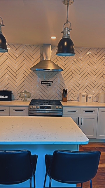 Kitchen - 22 Linwood St