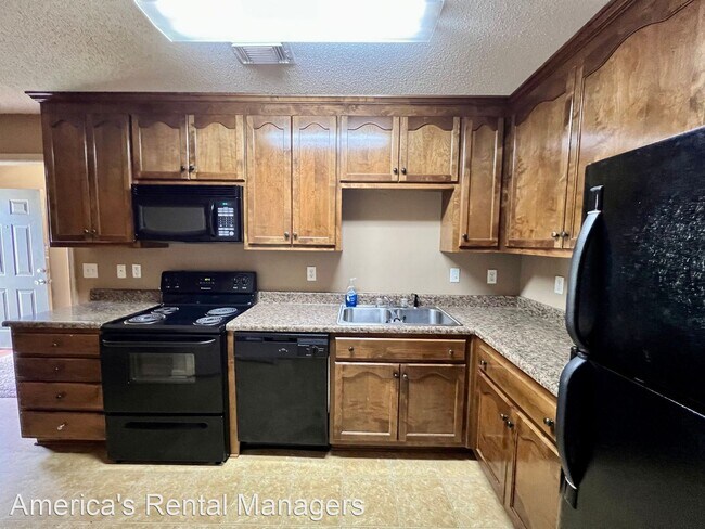 Building Photo - 3 br, 2 bath House - 7431 Huntland Drive