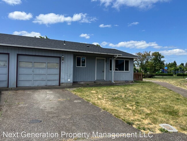 Building Photo - 2 br, 1 bath House - 77 'U' St.