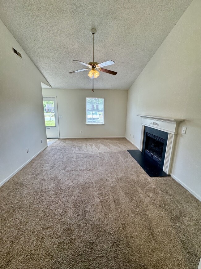 Photo - 1405 Angels End Townhome
