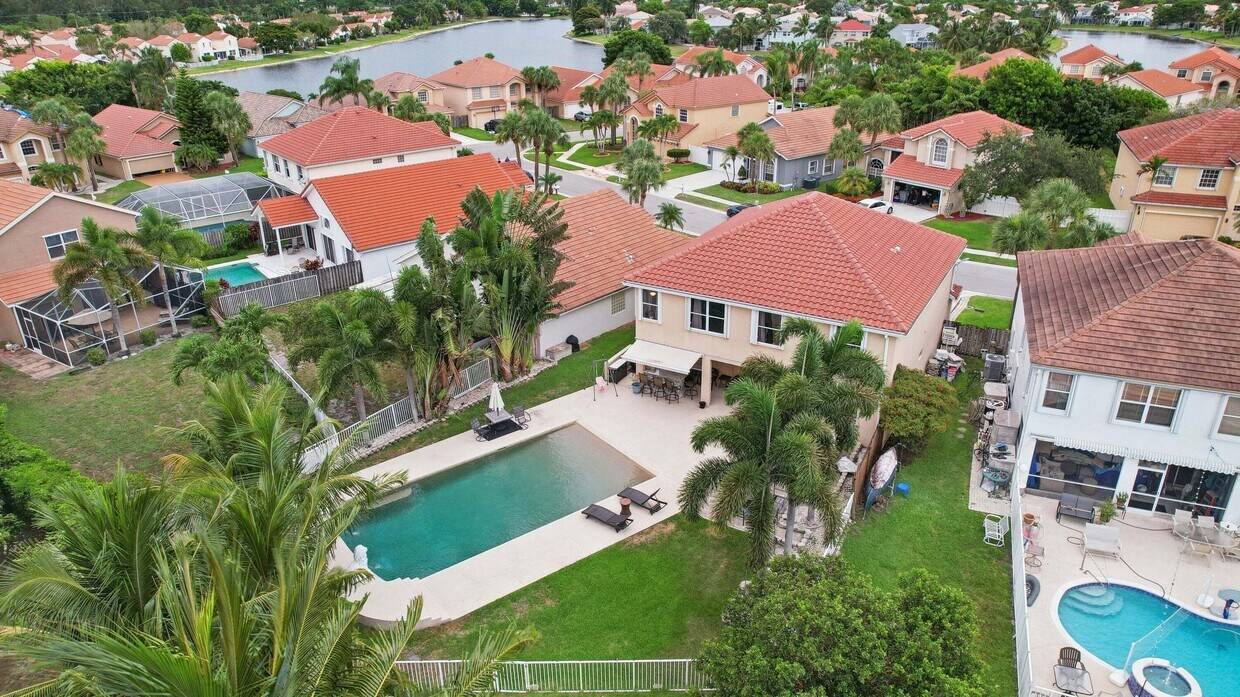 Foto principal - 7349 Oakboro Dr