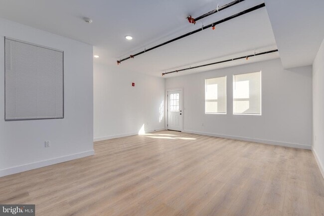 Building Photo - 2203 N 7th St