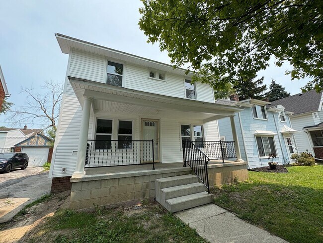 Foto del edificio - 4224 Fairview Dr