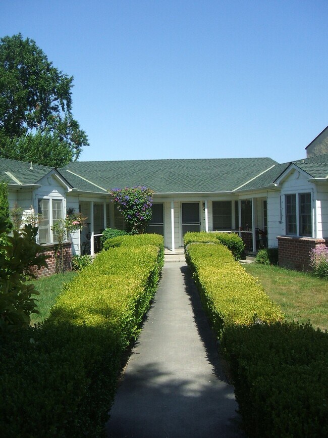 Building Photo - 611 Soquel Ave