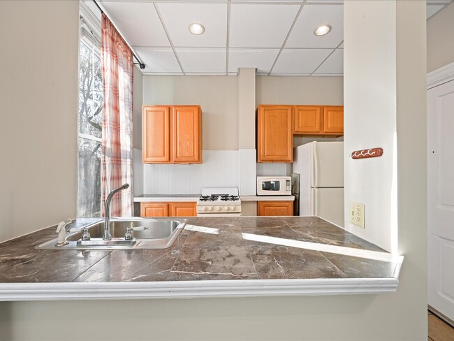 Foto del edificio - 523 W Chestnut St