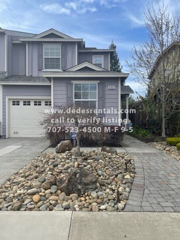 Primary Photo - Lovely 2-level home in Northwest Santa Rosa!
