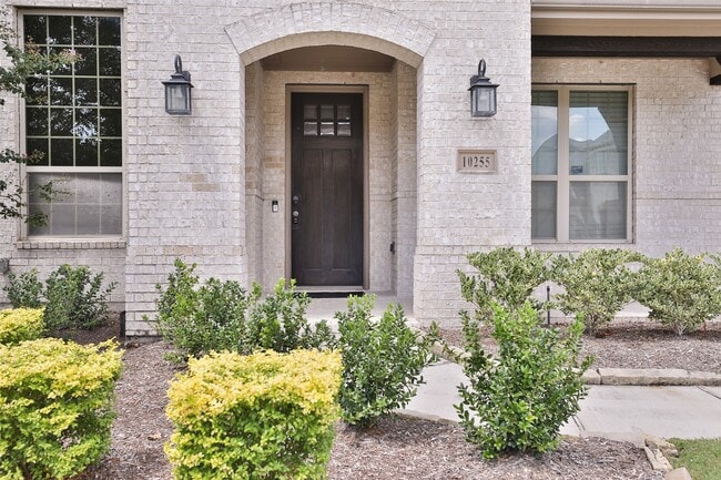 Foto del edificio - 10255 S Goshawk Trl