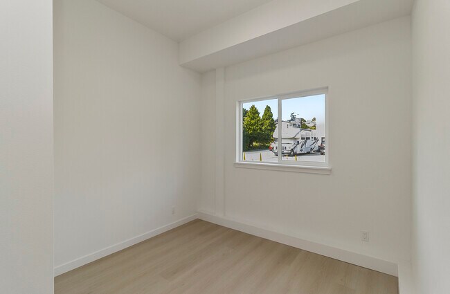 Foto del edificio - 5655 31st Ave SW