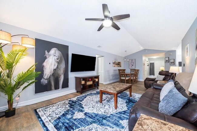 Foto del edificio - 4820 Jamaica Ln