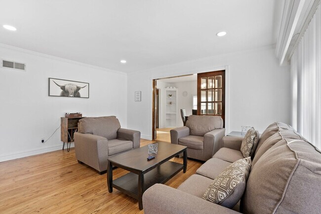 Building Photo - 1315 Washington St