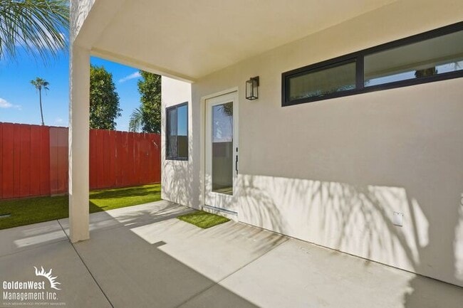 Foto del edificio - Beautiful New Build 2Bdm 1 Ba Downstairs Apartment in Clairemont Mesa!
