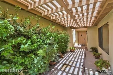 Building Photo - 3 br, 2 bath House - 206 Seville Cir