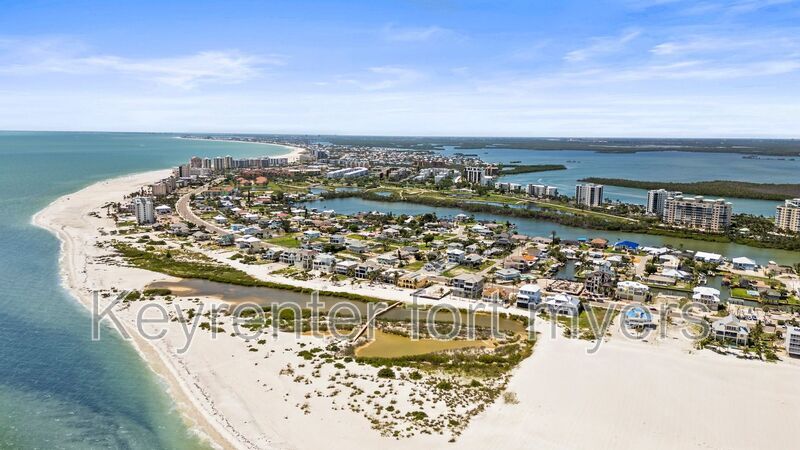 Primary Photo - 8003 Buccaneer Dr