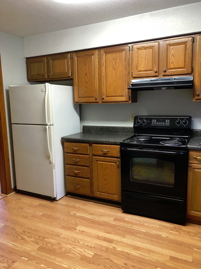 Building Photo - 5652 Thea Ln
