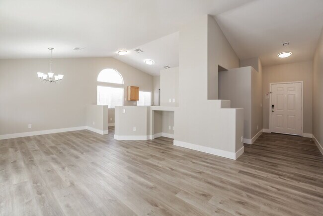 Building Photo - 805 Rio Poco Ct