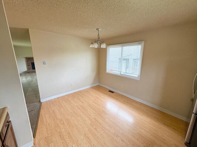 Foto del edificio - 2220-2222 Wyoming Ave