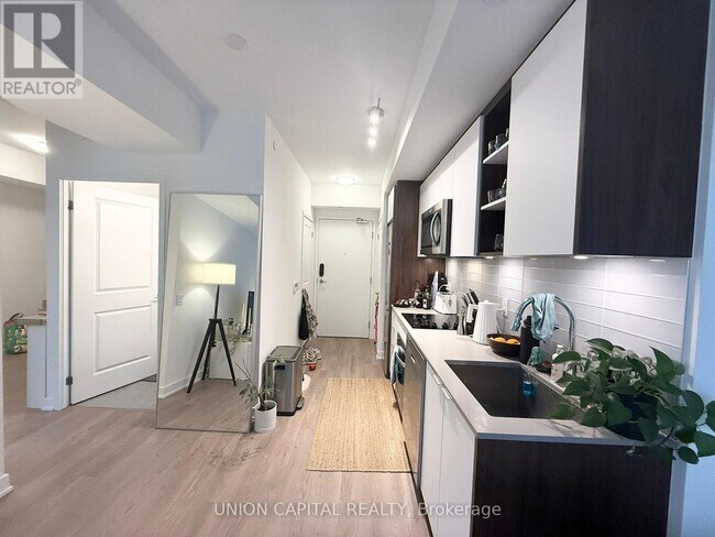 Photo du bâtiment - 543 Richmond St W