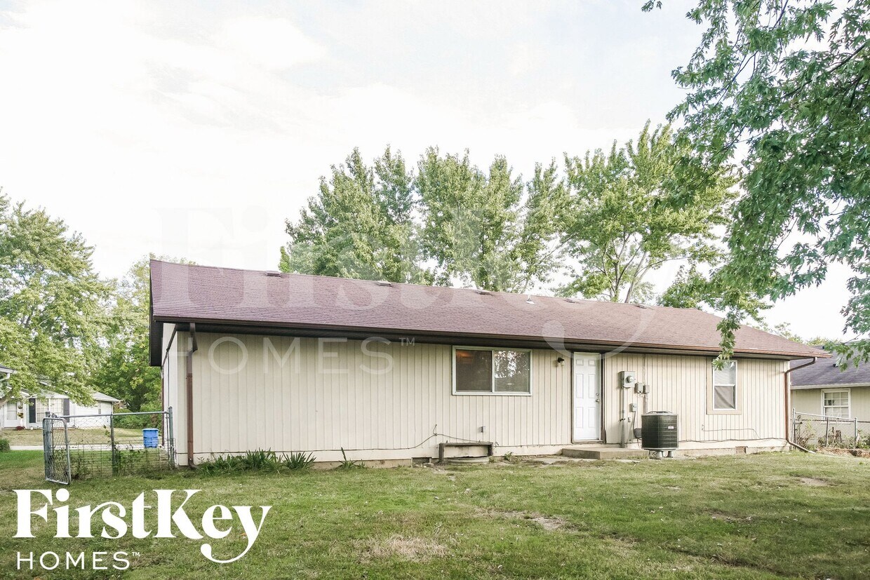 Foto del edificio - 9621 Meadowlark Dr