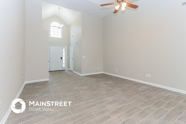 Building Photo - 330 Fallview Dr