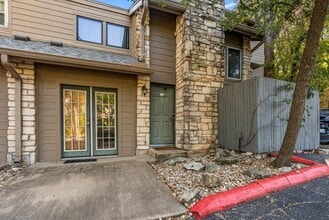 Building Photo - 3627 Menchaca Rd