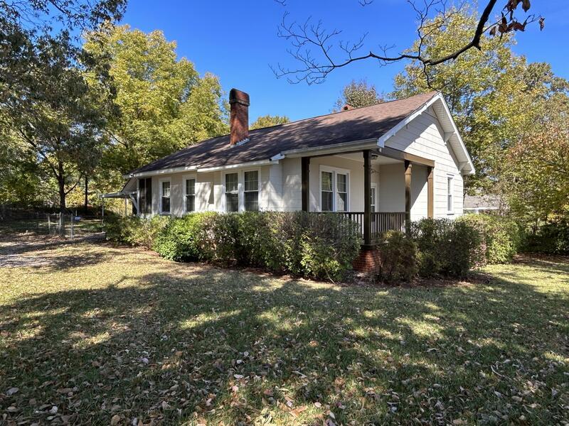 Primary Photo - 601 Williams St