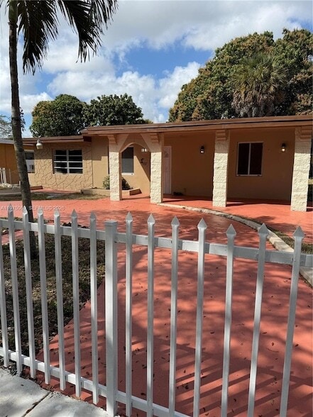 Photo - 1325 NW 124th St House