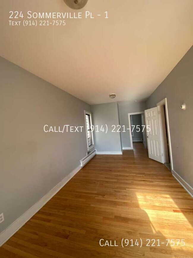 Foto del edificio - 224 Sommerville Pl