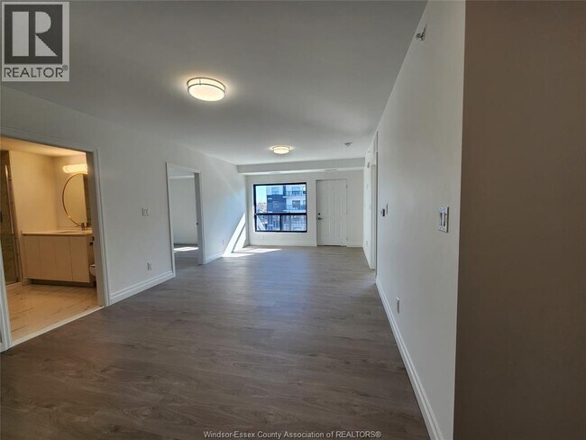 Building Photo - 3290 Stella Crescent