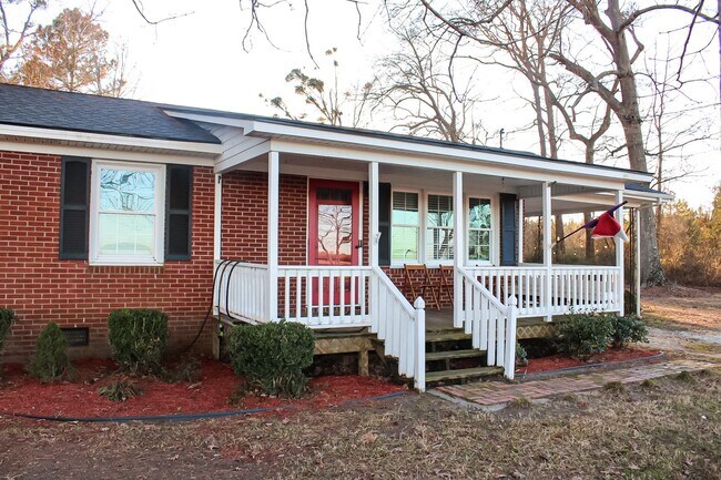 Foto del edificio - 5720 Grimsley Store Rd