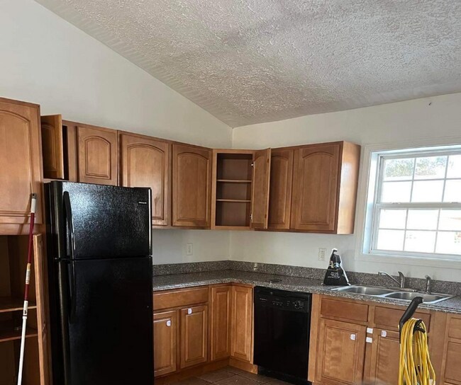 107 Ellistown Rd Unit A5, Waverly, NY 14892 Room for Rent in Waverly