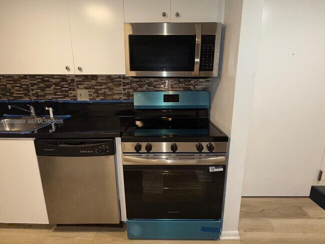 Foto del edificio - 770 Claughton Island Dr