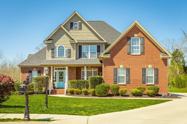 Building Photo - 6501 Brigade Ln