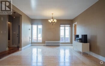 Building Photo - 2396-2396 Dufferin St