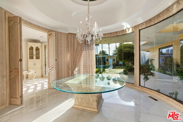 Foto del edificio - 619 N Camden Dr