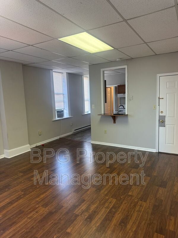 Foto del edificio - 95 N Main St