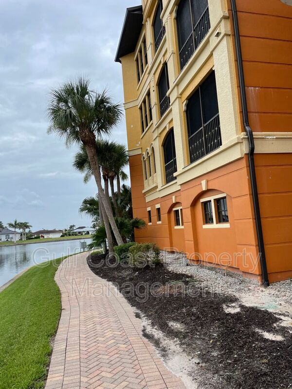 Foto del edificio - 94 Vivante Blvd