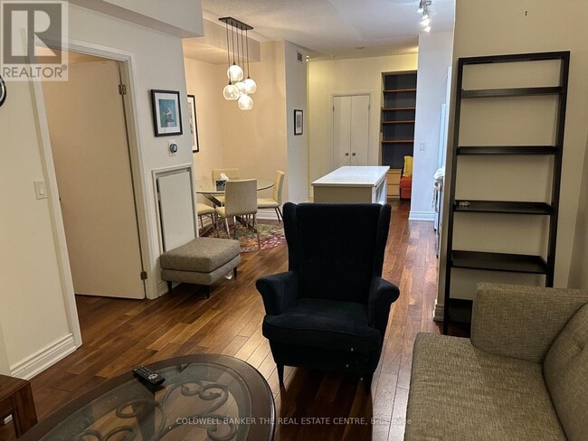 Building Photo - 111 Elizabeth St