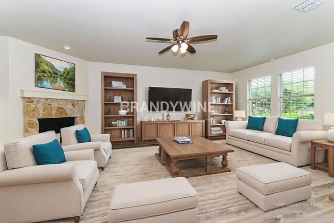 Building Photo - 523 Indian Paintbrush Dr