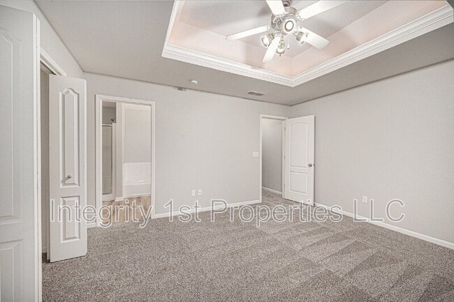 Foto del edificio - 9121 N Dalton Ave