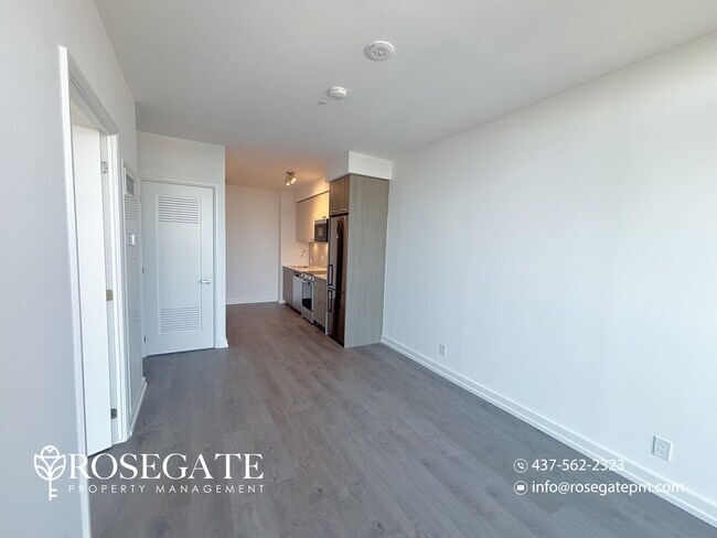 Building Photo - 1 Bedroom + Den Condo with Private Balcony & Locker – Downtown Hamilton