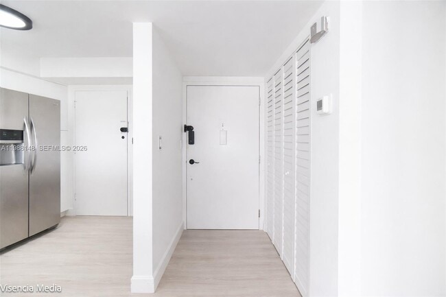 Building Photo - 1351 NE Miami Gardens Dr