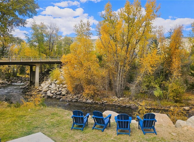 Photo - Clear Creek Escape: Private Half-Acre Moun... House