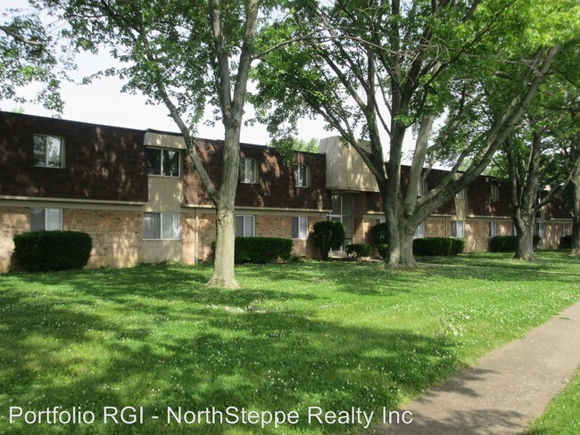 Building Photo - 3801 Sturbridge Ct
