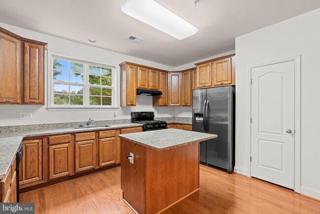 Foto del edificio - 5215 Barons Delight Dr