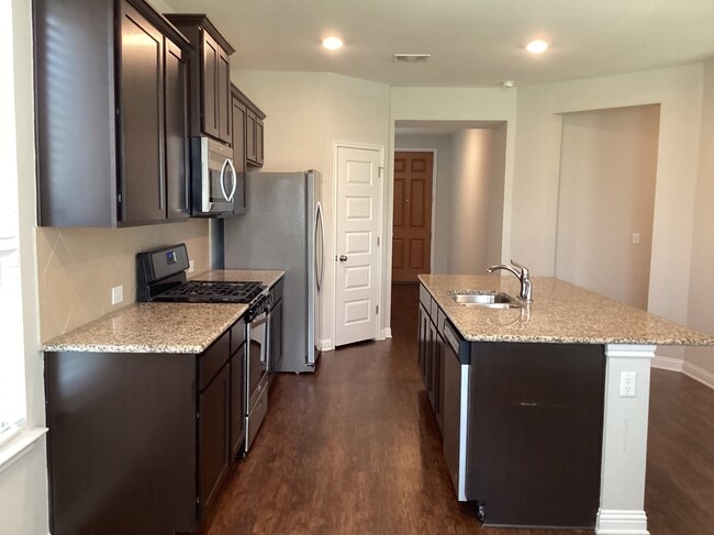 Building Photo - 6109 Gerard Dr