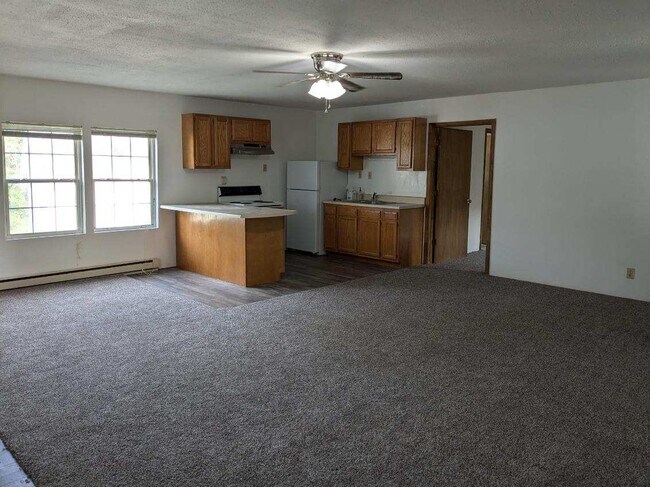 106E - Kitchen - 106 Park St