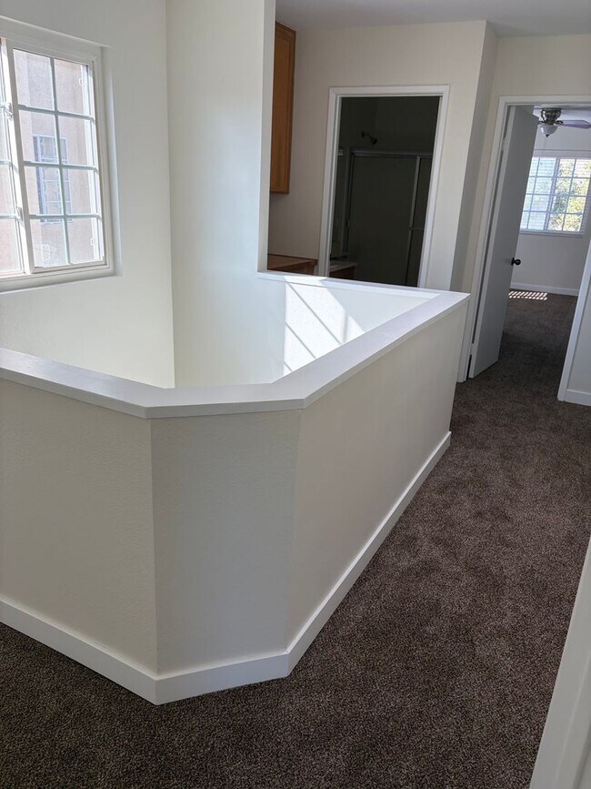 Building Photo - Beautifully remodeled 3 Bedroom 2.5 Bath Condo in El Cajon