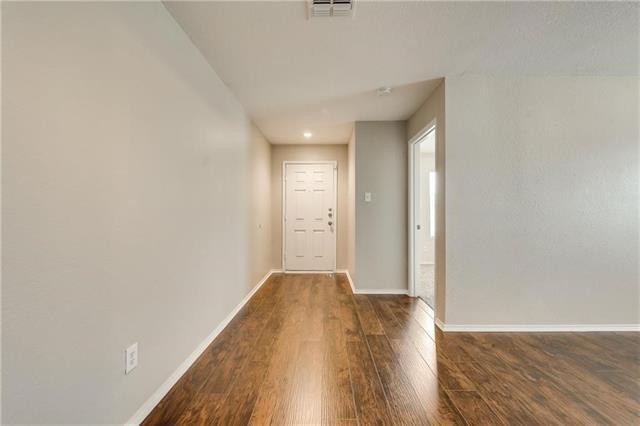 Foto del edificio - 1512 Queens Brook Ln